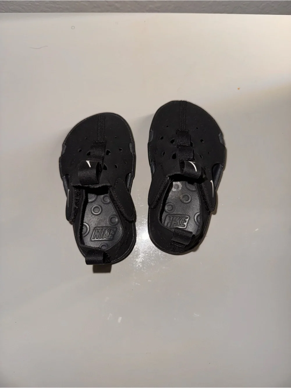 Nike lightweight sneakers
